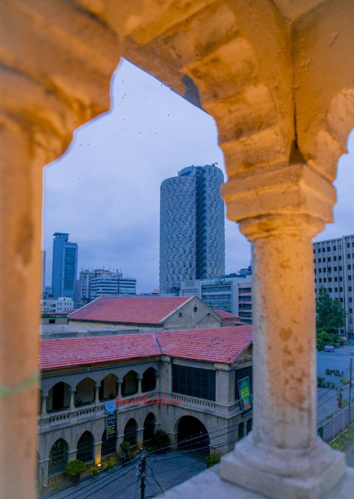 سعید لاشاری کون؟