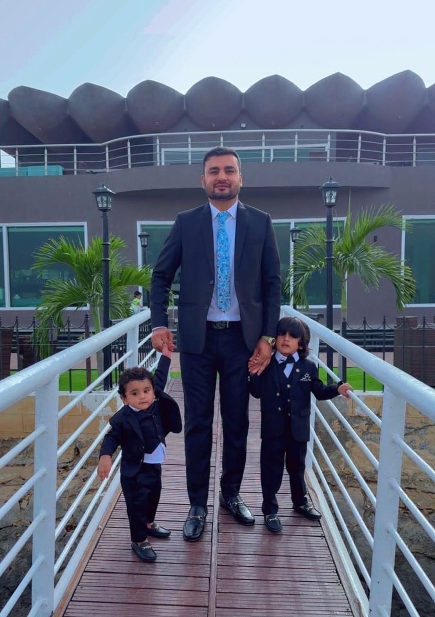 خاور حسین کی موت