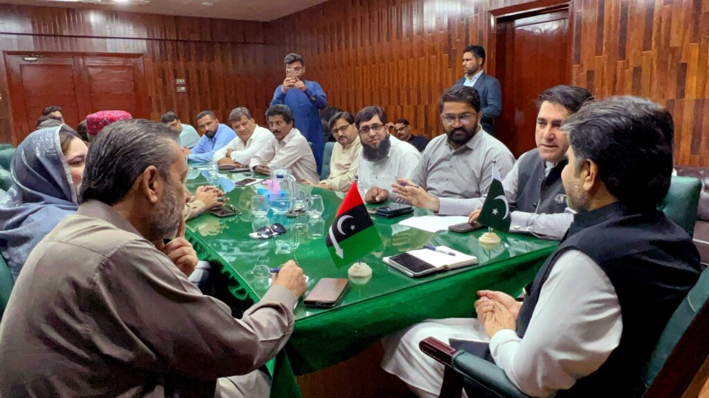 پی ٹی آئی