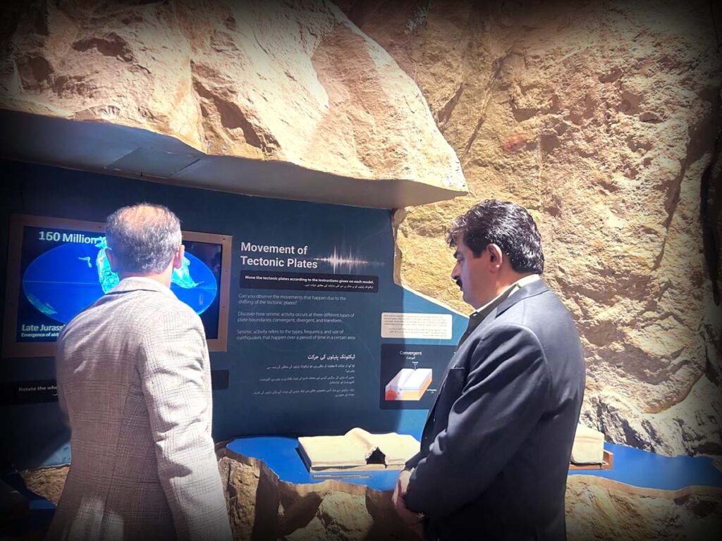 Sindh Government has announced to establish 6 news science education centers across sindh