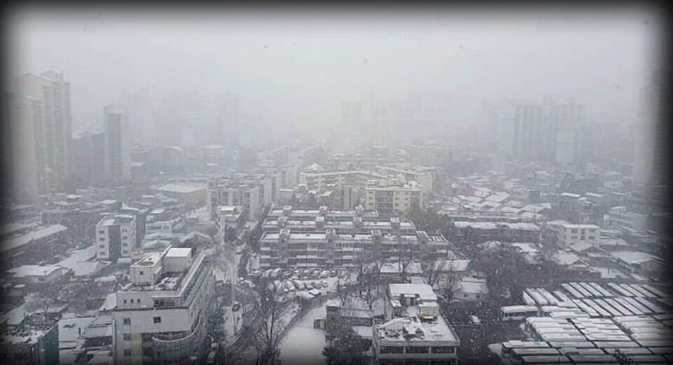 Smog and air pollution in Pakistan affecting human health with PM2.5 levels rising in major cities