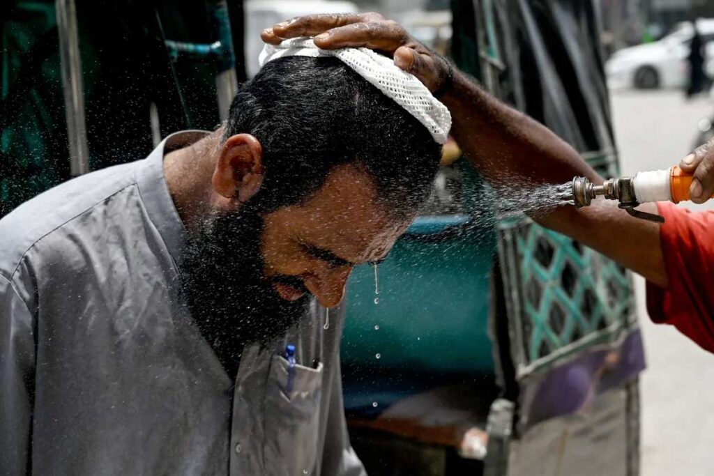 rising heat how citizens can protect themselves from extreme heat
