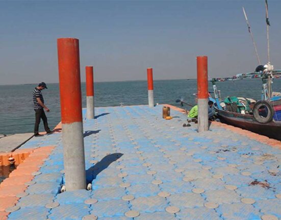 Karachi floating jetty Europe like coastal view
