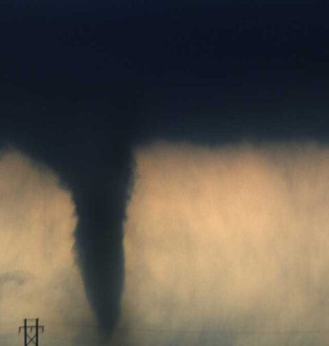 When do thunderstorms become dangerous?
