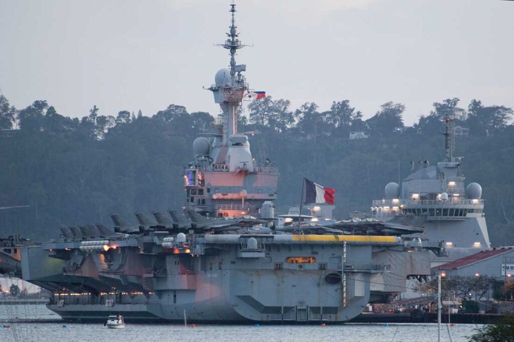 France Hormuz mission carrier deployment