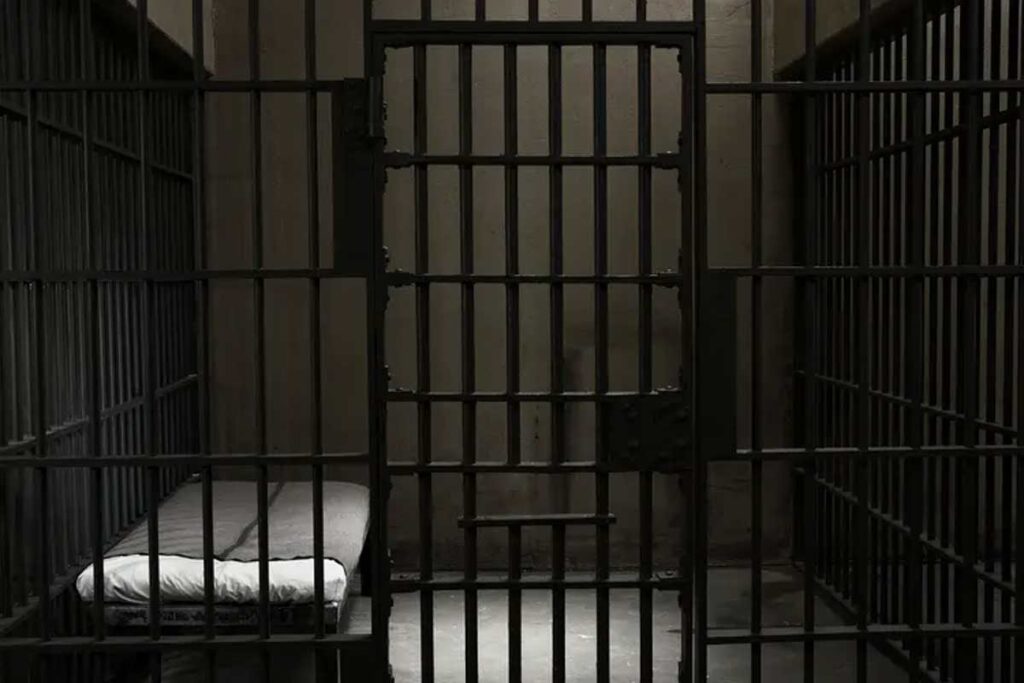 Unique Experience in India: Pay Money to Spend Time in Jail