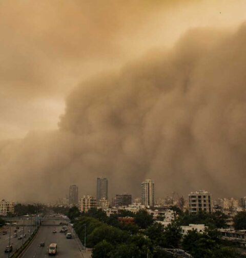 Karachi Dust Storm Alert Issued
