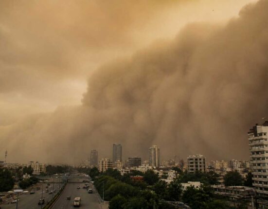 Karachi Dust Storm Alert Issued
