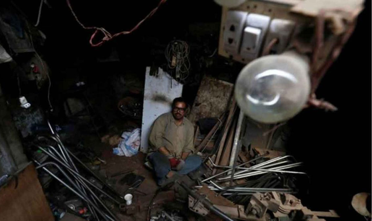 Loadshedding in Karachi has severely affected industrialists and the working class.
