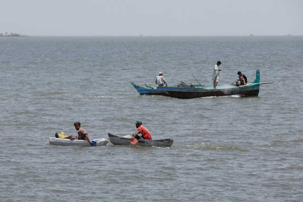 Foreign Tourists Stranded in Karachi Open Sea Rescued Safely