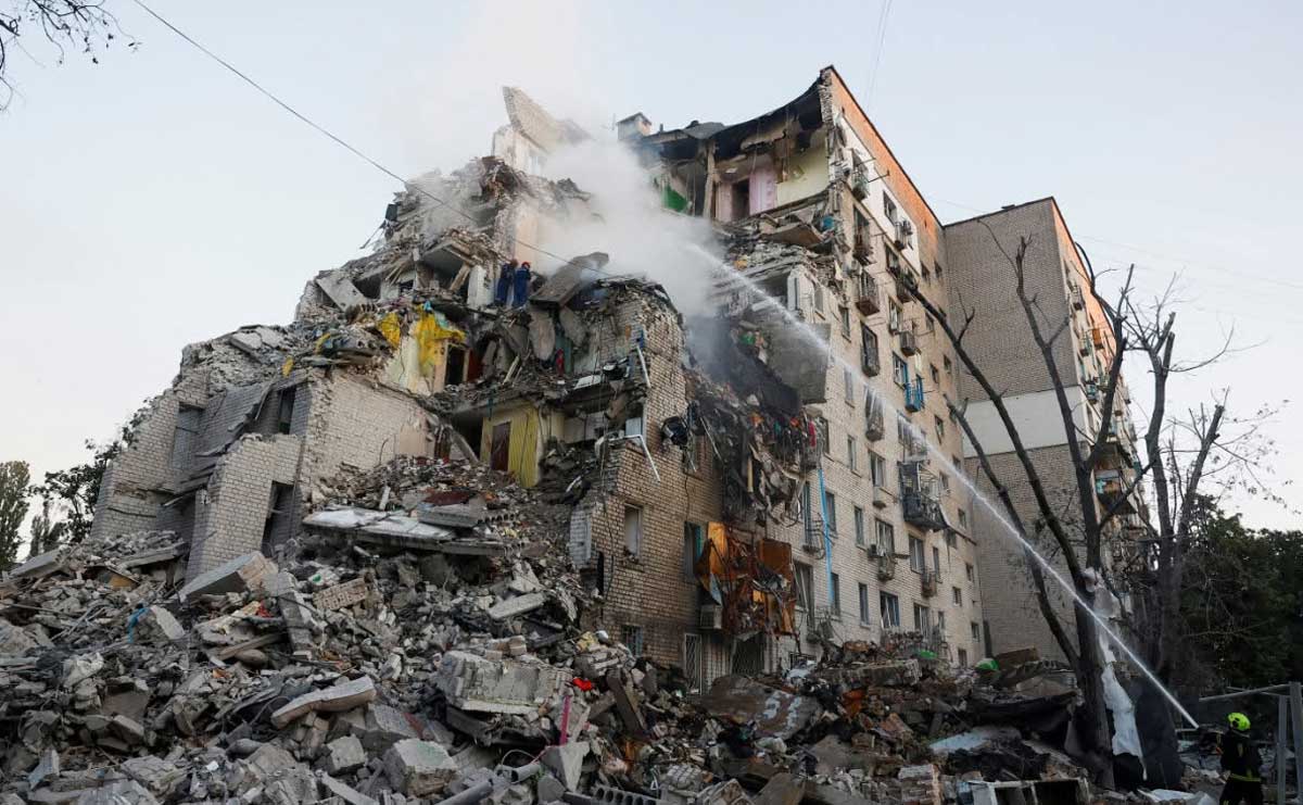 Russia Launches Missile and Drone Attack on Kyiv, 8 Killed
